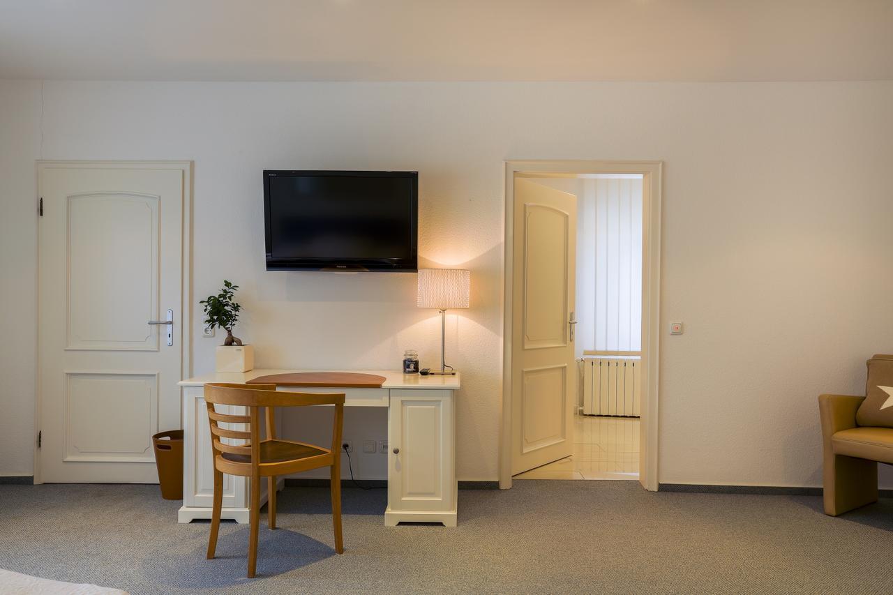 Hotel Schewe Lohne  Exteriör bild
